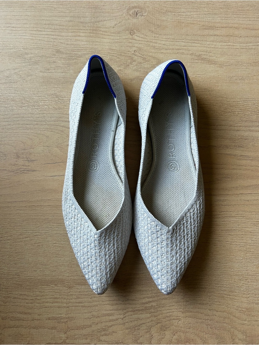 Rothy's Pointed Knit Flats in Ivory with Blue Trim Women’s Size 10